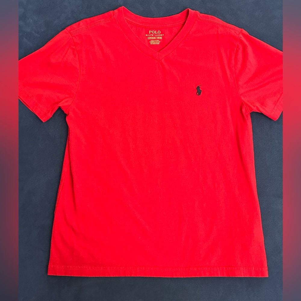 Polo v-neck T-shirt